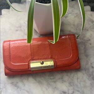 Coach vintage Coral Leather Wallet